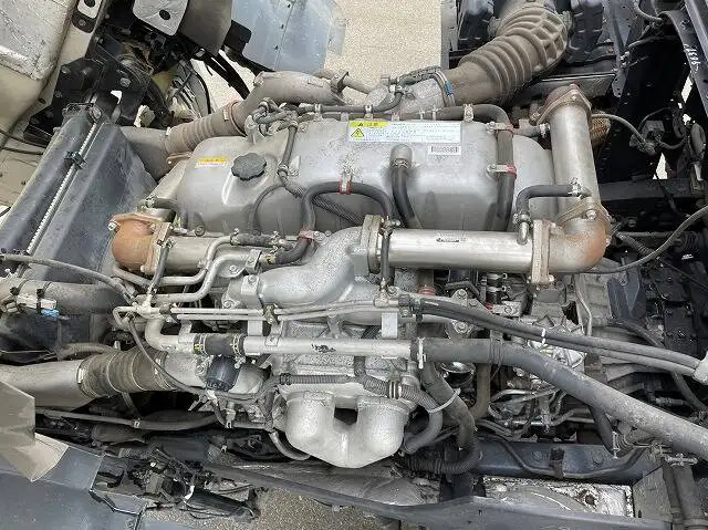 いすゞ ギガ 大型 ウイング エアサス ベッドの中古トラック画像19