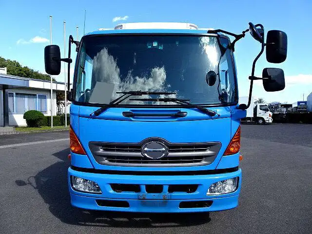 日野 レンジャー 中型/増トン 冷凍冷蔵 低温 パワーゲートの中古トラック画像2