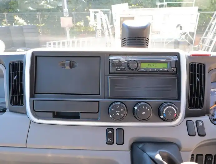 三菱 キャンター 小型 平ボディ 2RG-FBA20 R4の中古トラック画像11