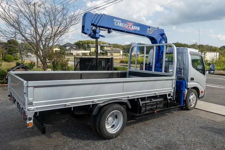 日野 デュトロ 小型 クレーン付 4段 ラジコンの中古トラック画像2