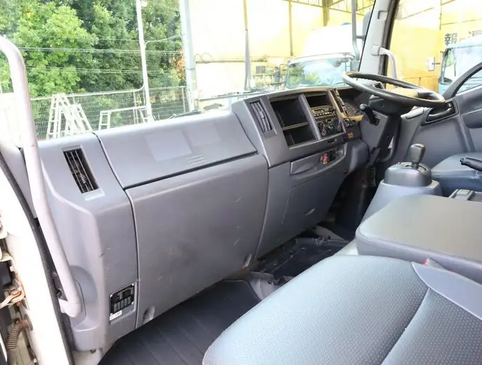 いすゞ フォワード 中型/増トン クレーン付 3段 ラジコンの中古トラック画像10