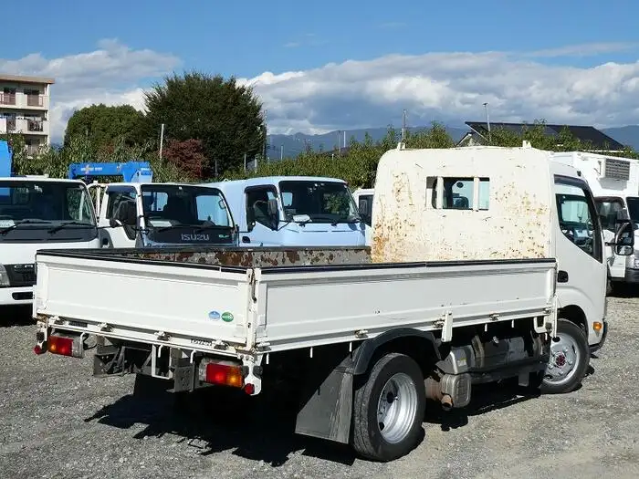 トヨタ ダイナ 小型 平ボディ 床鉄板 TKG-XZU685の中古トラック画像4