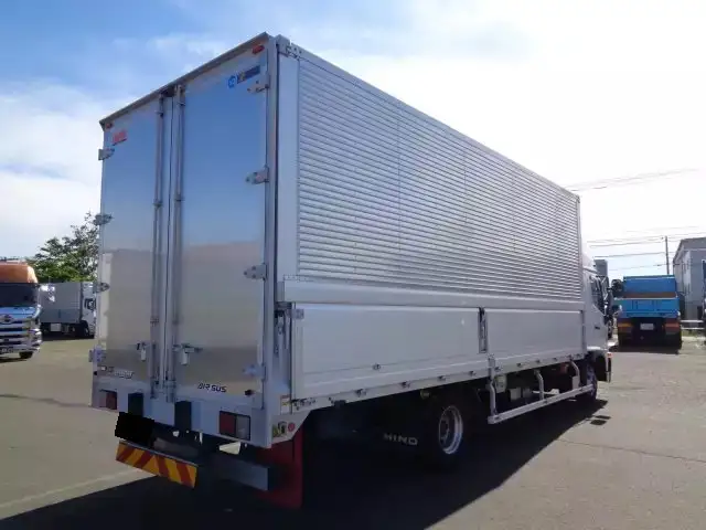 日野 レンジャー 中型/増トン ウイング エアサス ベッドの中古トラック画像2