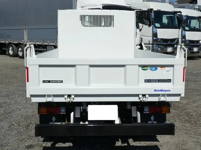 三菱 キャンター 小型 ダンプ 2RG-FBA60 R5の中古トラック画像4