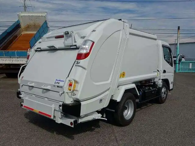 三菱 キャンター 小型 パッカー車 プレス式 2RG-FEAV0の中古トラック画像2