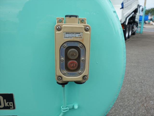 日産UD コンドル 小型 タンク車 バキューム TDG-BKS85AN｜画像9