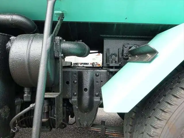 日産UD コンドル 小型 タンク車 バキューム TDG-BKS85ANの中古トラック画像像17