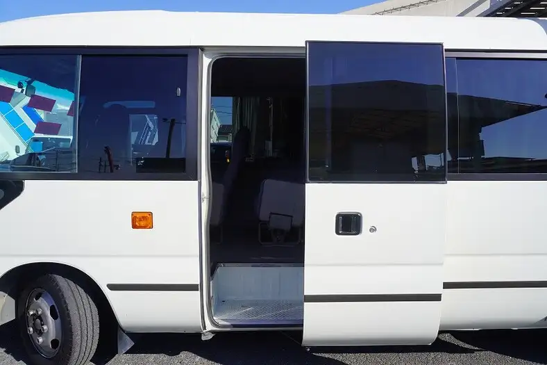 トヨタ コースター 小型 バス マイクロバス SDG-XZB56Vの中古トラック画像5