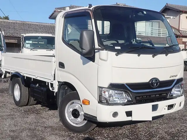 トヨタ ダイナ 小型 平ボディ TPG-XZU605 H30の中古トラック画像2