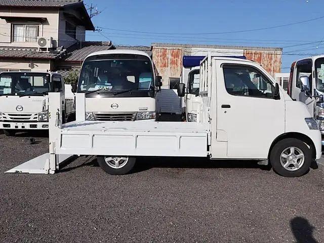 トヨタ タウンエース 小型 平ボディ パワーゲート DBF-S412U改の中古トラック画像10