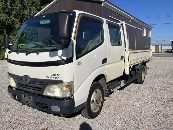 日野 デュトロ 小型 平ボディ Wキャブ(ダブルキャブ) BDG-XZU388M｜画像1