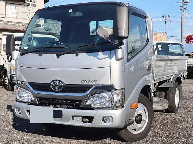 トヨタ ダイナ 小型 平ボディ TKG-XZC605 H28の中古トラック画像1