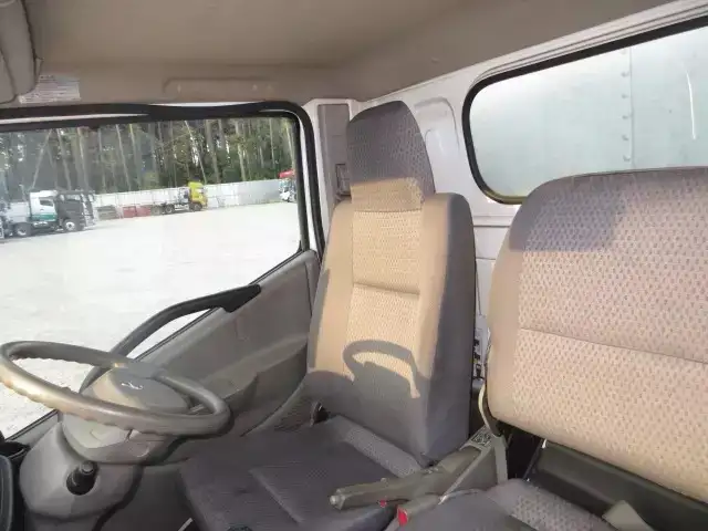 日産 アトラス 小型 アルミバン サイドドア 3枚観音の中古トラック画像7