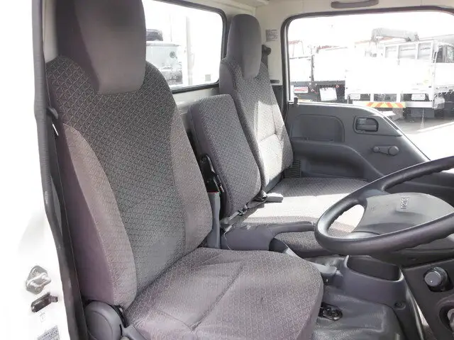 いすゞ エルフ 小型 平ボディ TPG-NJR85A H31/R1の中古トラック画像8