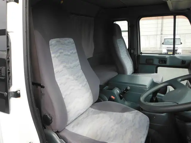 日産UD コンドル 中型/増トン 平ボディ 幌 パワーゲートの中古トラック画像10