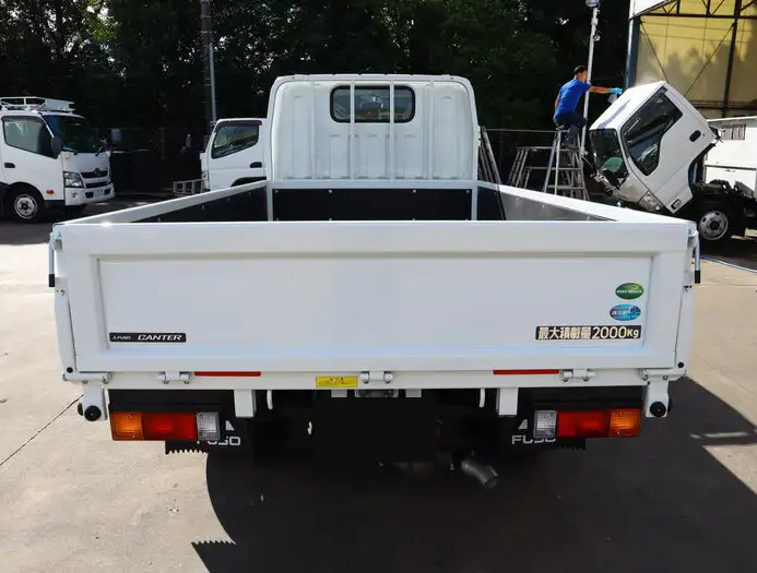 三菱 キャンター 小型 平ボディ 2RG-FBA20 R4の中古トラック画像3