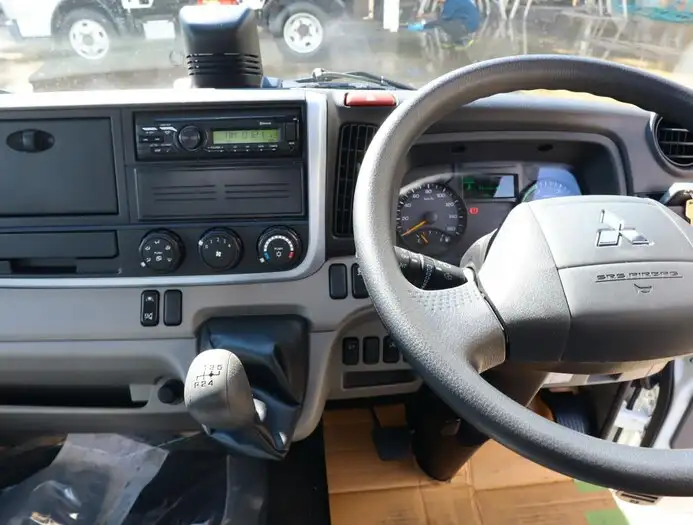 三菱 キャンター 小型 平ボディ 2RG-FBA20 R4の中古トラック画像11