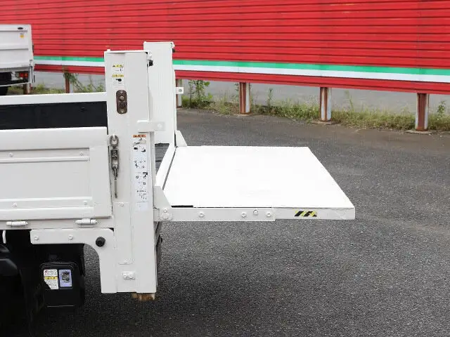 いすゞ エルフ 小型 平ボディ パワーゲート TKG-NJR85Aの中古トラック画像9