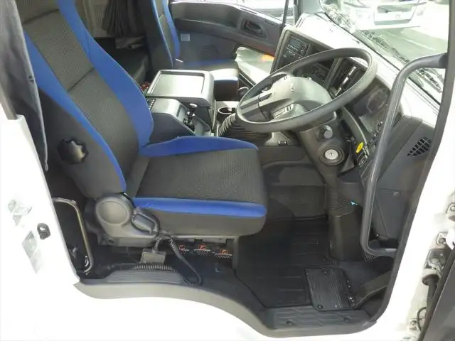 いすゞ ギガ 大型 タンク車 バルク 2PG-CYL77Cの中古トラック画像11
