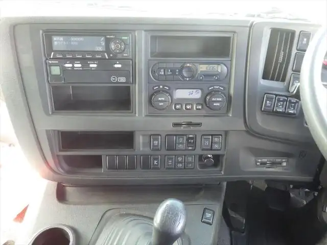 いすゞ ギガ 大型 タンク車 バルク 2PG-CYL77Cの中古トラック画像12