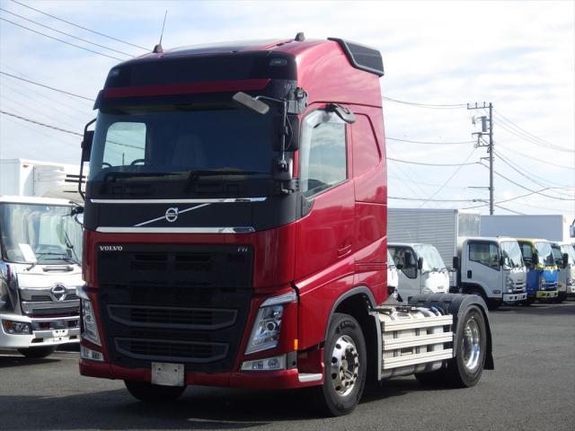 ボルボ トラック 大型 トラクター ハイルーフ 1デフ｜画像1