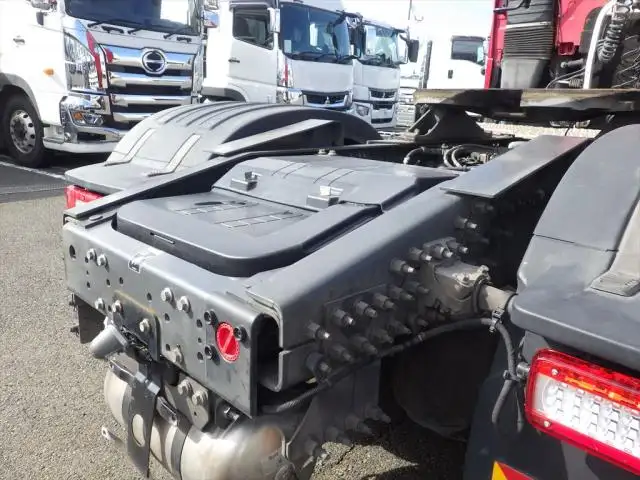 ボルボ トラック 大型 トラクター ハイルーフ 1デフの中古トラック画像10