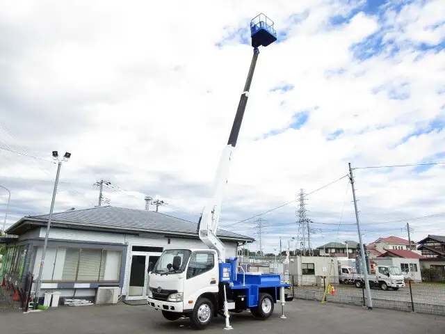 日野 デュトロ 小型 高所・建柱車 高所作業車 TKG-XZU600Xの中古トラック画像13