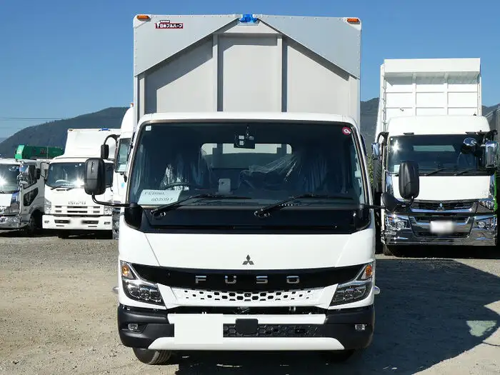 三菱 キャンター 小型 ウイング 2RG-FEB50 R5の中古トラック画像2