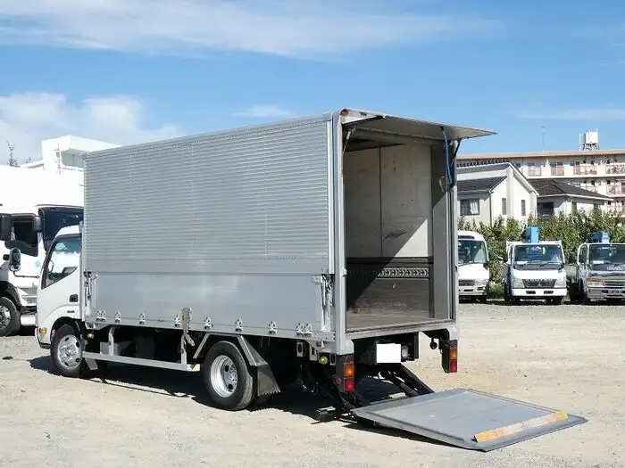 日野 デュトロ 小型 ウイング パワーゲート SKG-XZU650Mの中古トラック画像10