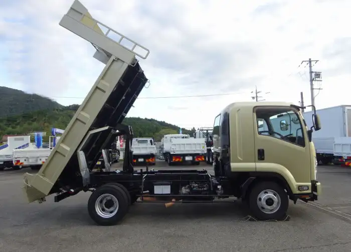 いすゞ フォワード 中型/増トン ダンプ ベッド TKG-FRR90S2の中古トラック画像4