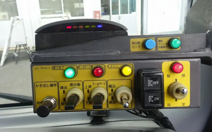 いすゞ エルフ 小型 パッカー車 プレス式 TPG-NMR85ANの中古トラック画像14