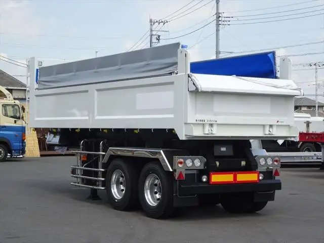 HO KIBRI 13507 MBenz Heavy Truck Tractors (2) Carrier