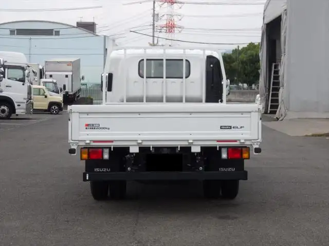 いすゞ エルフ 小型 平ボディ 2RG-NNR88AR R4の中古トラック画像4