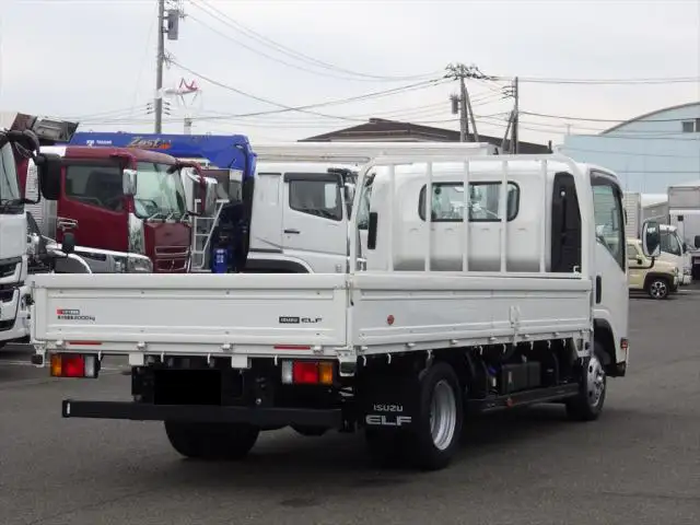 いすゞ エルフ 小型 平ボディ 2RG-NNR88AR R4の中古トラック画像3