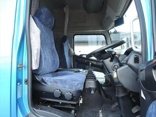 日野 レンジャー 中型/増トン ウイング センターローラー ベッドの中古トラック画像12