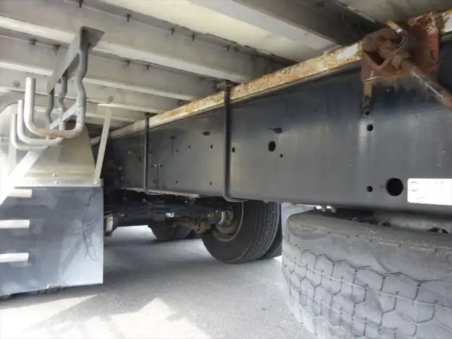 いすゞ ギガ 大型 特殊車両 QKG-CYM77B H29の中古トラック画像19