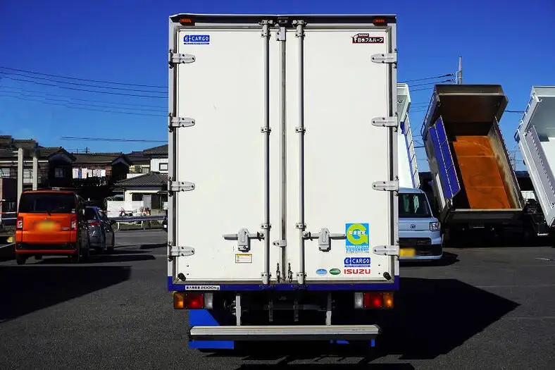 いすゞ エルフ 小型 アルミバン TKG-NLR85AN H26の中古トラック画像3