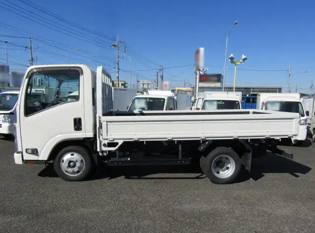 いすゞ エルフ 小型 平ボディ NMR88R R3の中古トラック画像4