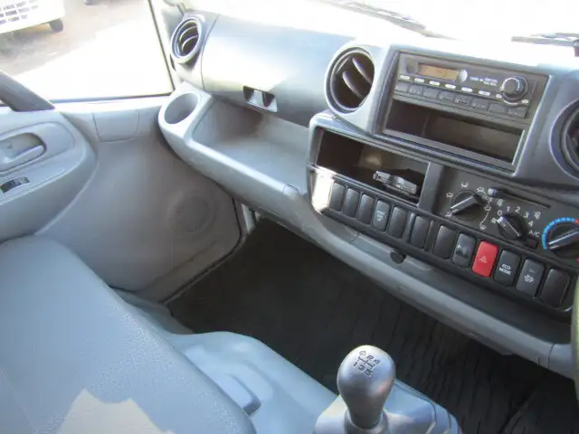 トヨタ ダイナ 小型 平ボディ XZU655 H24の中古トラック画像10