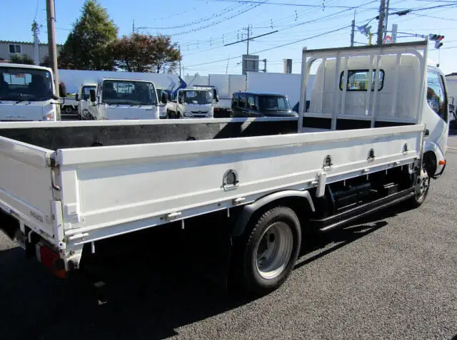 トヨタ ダイナ 小型 平ボディ XZU655 H24の中古トラック画像2
