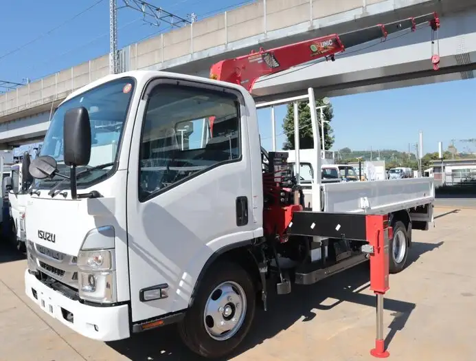 いすゞ エルフ 小型 クレーン付 床鉄板 4段の中古トラック画像1