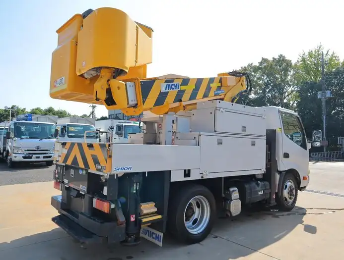 日野 デュトロ 小型 高所・建柱車 高所作業車 電工仕様の中古トラック画像2