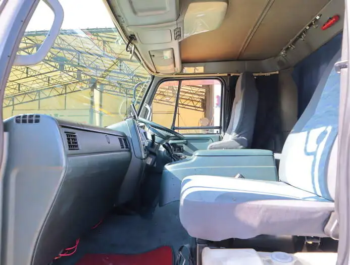 日産UD コンドル 中型/増トン 平ボディ 床鉄板 アルミブロックの中古トラック画像9
