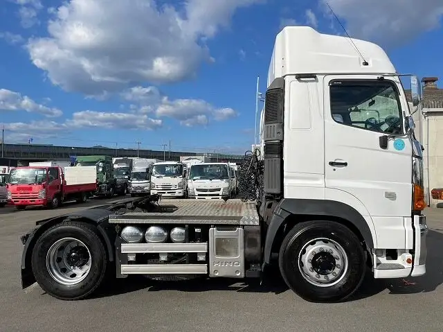 日野 プロフィア 大型 トラクター ハイルーフ 1デフの中古トラック画像2