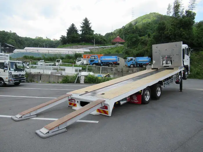 日産UD クオン 大型 車両重機運搬 ラジコン ウインチの中古トラック画像5