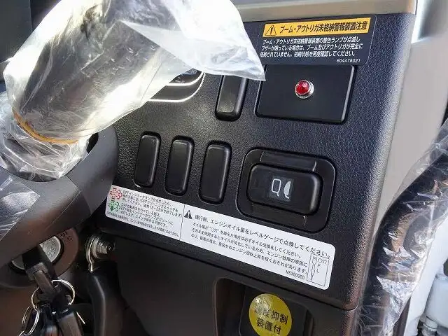 三菱 ファイター 中型/増トン クレーン付 アルミブロック エアサスの中古トラック画像11