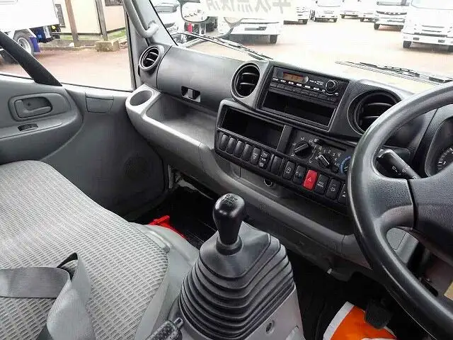 日野 デュトロ 小型 クレーン付 4段 ラジコンの中古トラック画像9