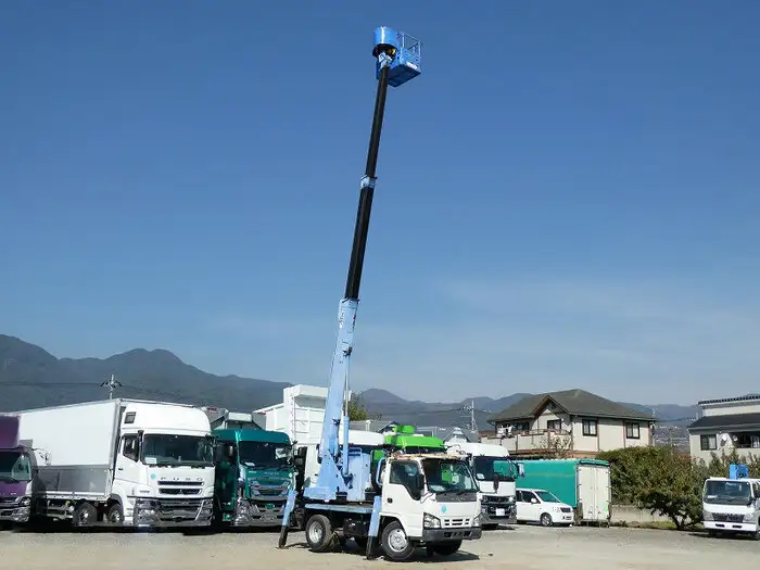 いすゞ エルフ 小型 高所・建柱車 高所作業車 PB-NKR81Nの中古トラック画像11