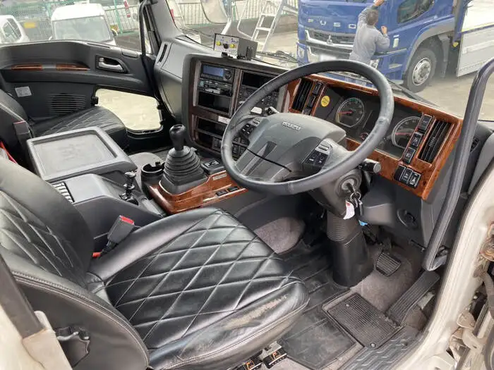 いすゞ ギガ 大型 トラクター ハイルーフ 1デフの中古トラック画像10