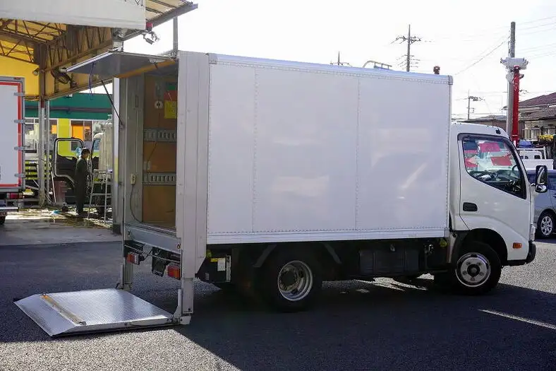 トヨタ トヨエース 小型 アルミバン パワーゲート サイドドアの中古トラック画像5
